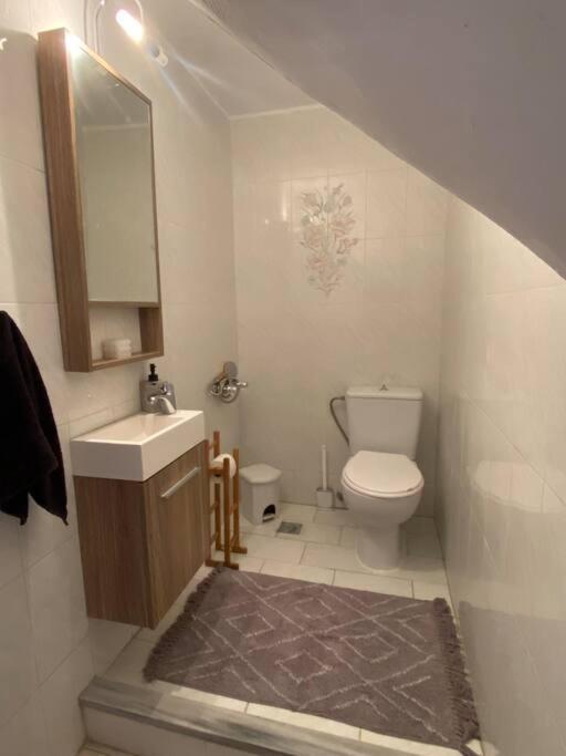 Celeste House * Myrties